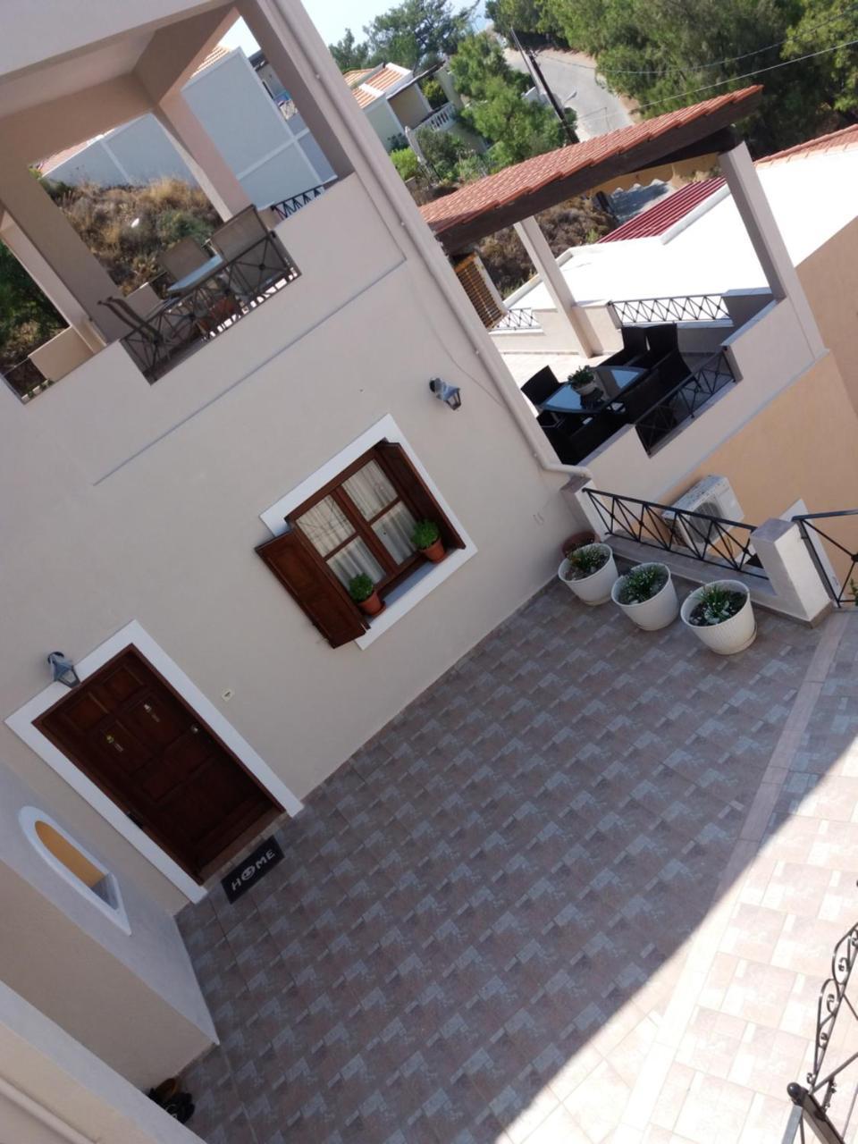 Appartamento George Myrties Esterno foto